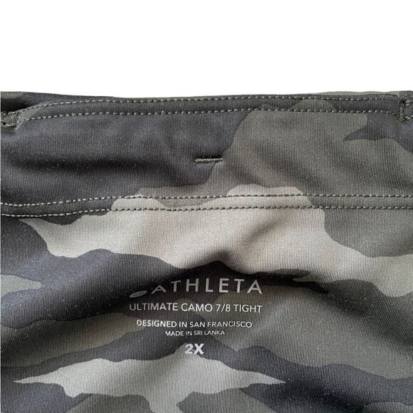 ATHLETA Ultimate Camo 7/8 Tight Green Black Size 2X - Picture 6 of 8